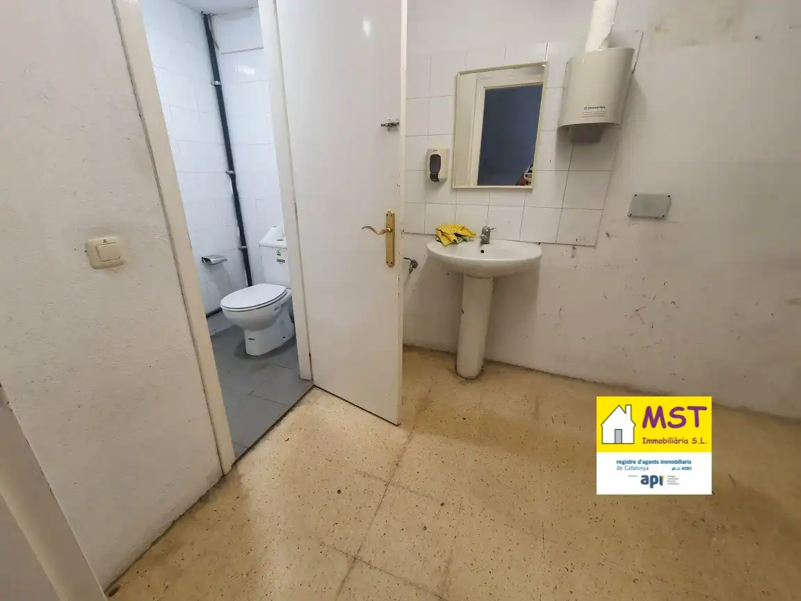 Gewerbefläche zur Miete in Passeig Ramon Vall, imagen 10