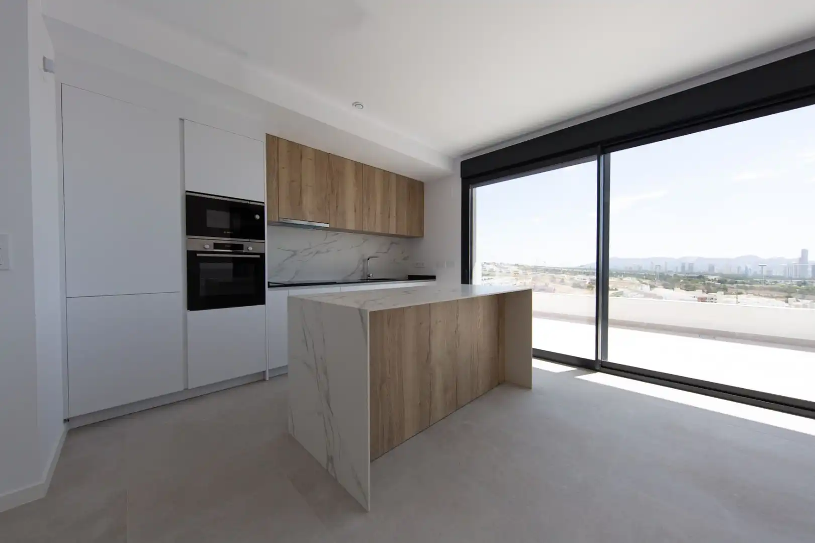 Cocina de Ático de alquiler en Finestrat con Aire acondicionado, Calefacción y Jardín privado