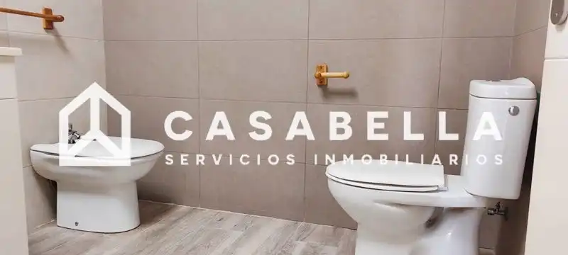 Baño de Piso en venta en Valencia con Aire acondicionado, Calefacción y Terraza