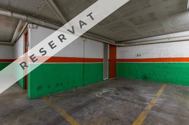 Garaje en Venta en Terrassa - Carrer ROVIRA I BRUSI, DE en Sant Pere