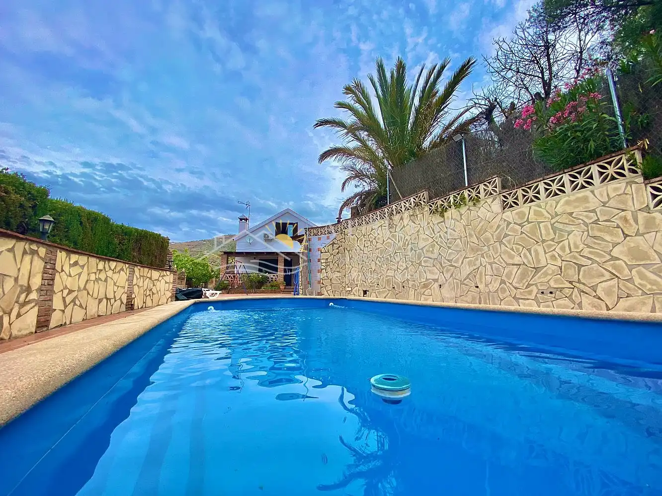 Maison avec piscine à vendre à Torrox Pueblo