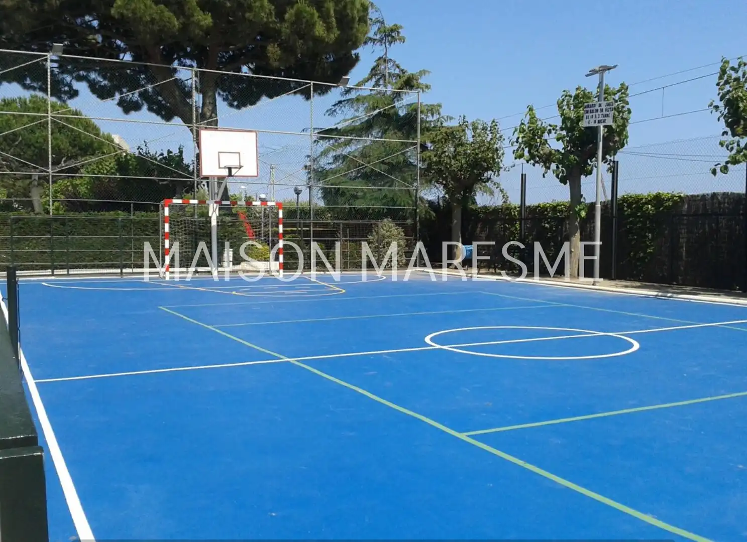 Vista exterior de Pis en venda en Canet de Mar, Barcelona