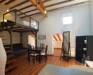 Living room of Attic to rent in  Madrid Capital  with Air Conditioner