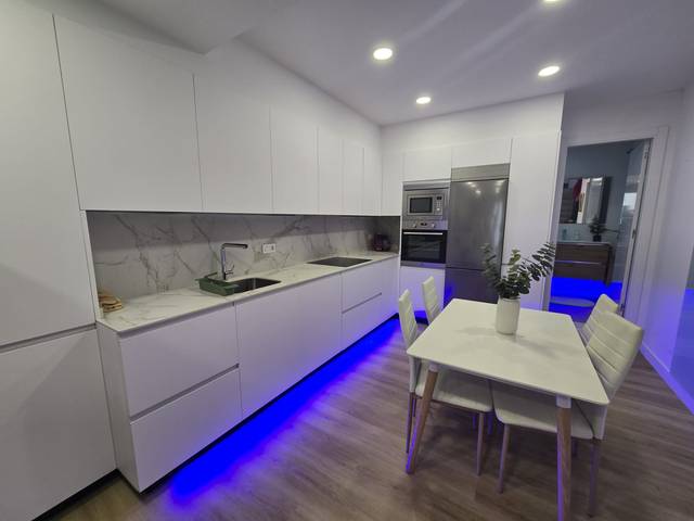 Apartamento en Venta en Rúa Doutor González Sierra en Praza Independencia