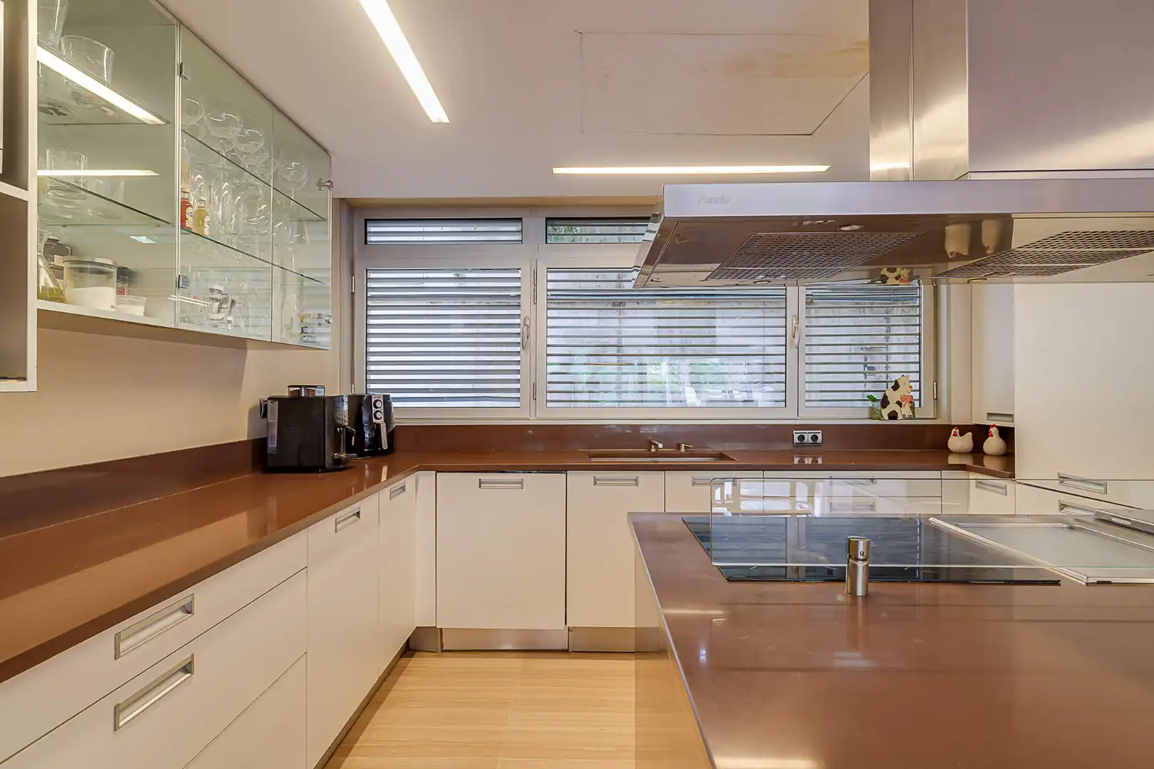 Cocina de Casa adosada en venta en Barcelona con Aire acondicionado, Calefacción y Terraza