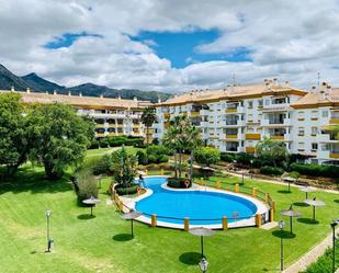 Jardí de Àtic en venda en Marbella amb Aire condicionat, Terrassa i Piscina