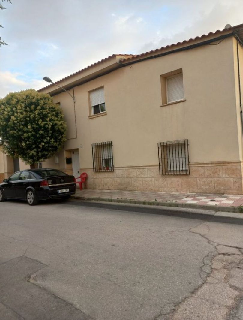Vista exterior de Casa o xalet en venda en Pedro Muñoz amb Traster