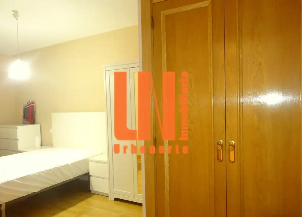 Habitación de Piso en venta en Villanueva de la Cañada con Calefacción, Parquet y Terraza