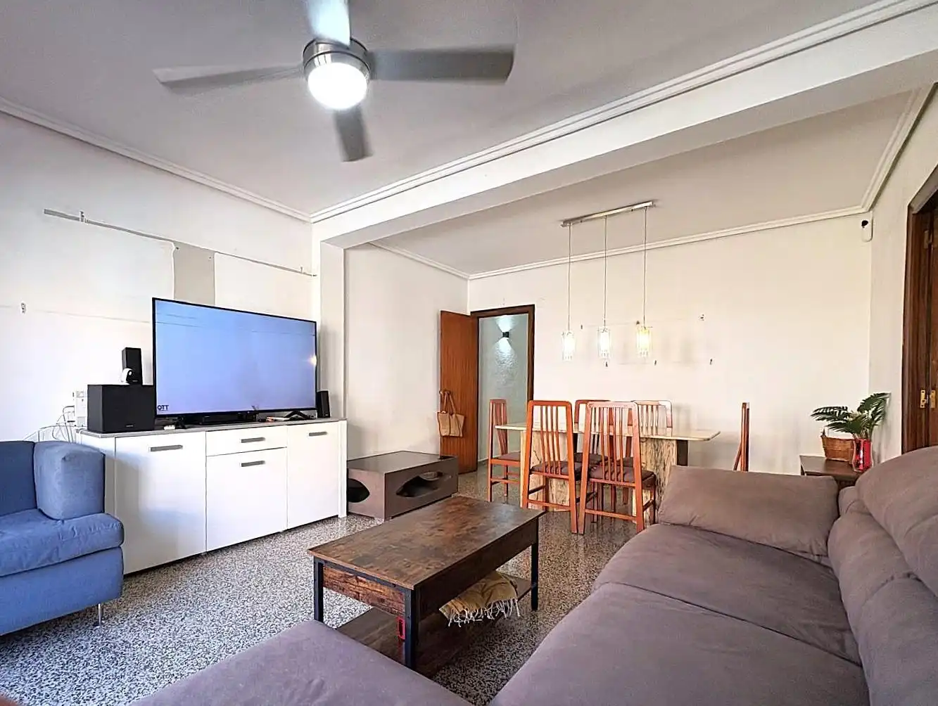 Sala de estar de Piso en venta en Paterna con Aire acondicionado, Amueblado y Balcón