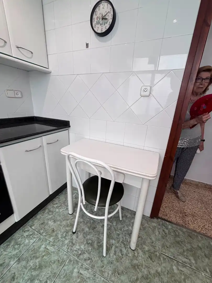 Küche von Wohnung zur Miete in Burjassot mit Klimaanlage, Möbliert und Ofen