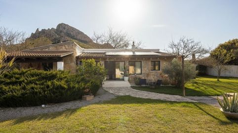 Descubra esta encantadora villa mediterránea ubicada cerca del pintoresco sendero de Cala Boquer en Puerto Pollensa, entre la mont, immagine 3