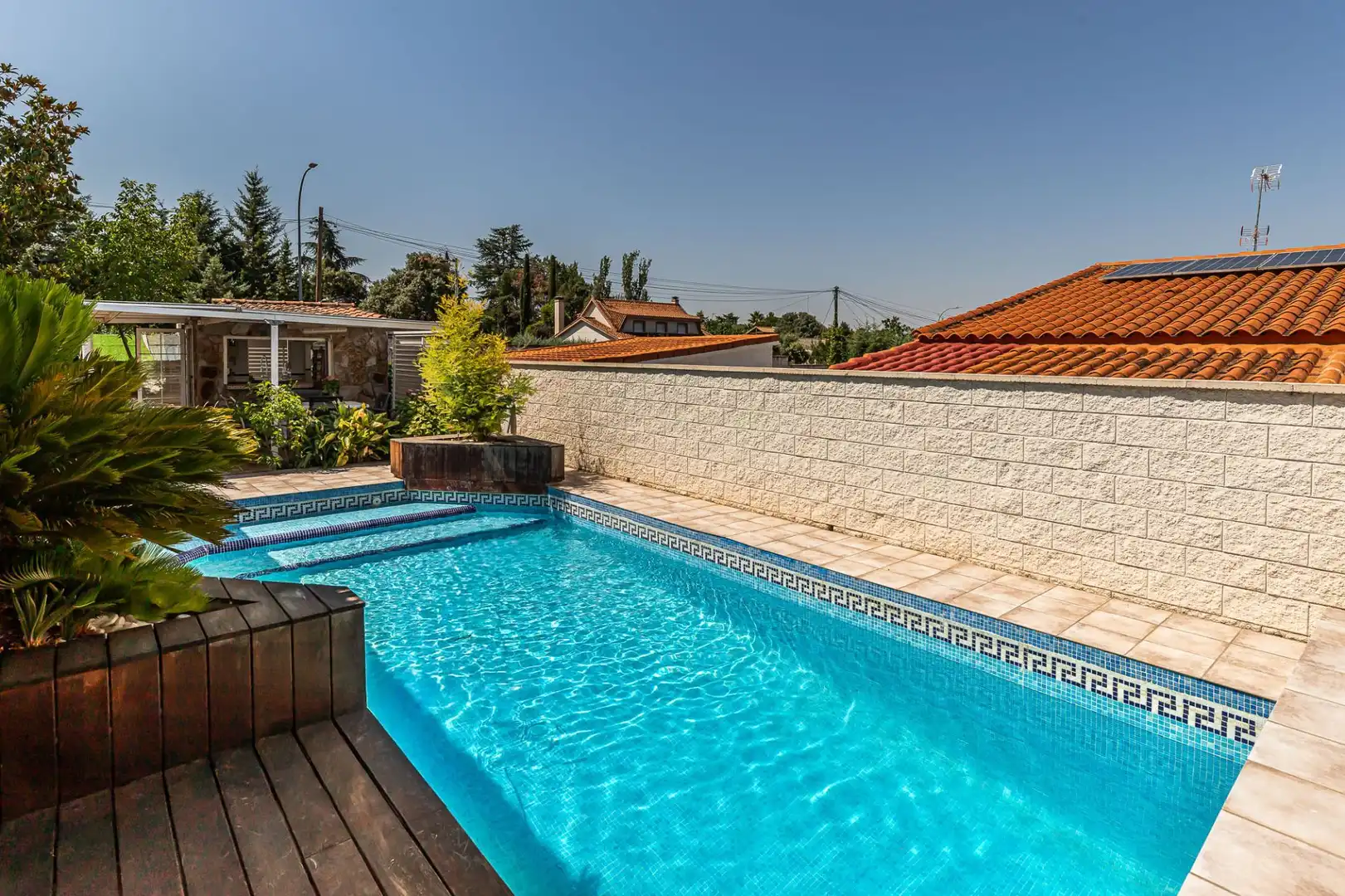 Piscina de Casa o xalet en venda en Nuevo Baztán amb Aire condicionat, Calefacció i Jardí privat