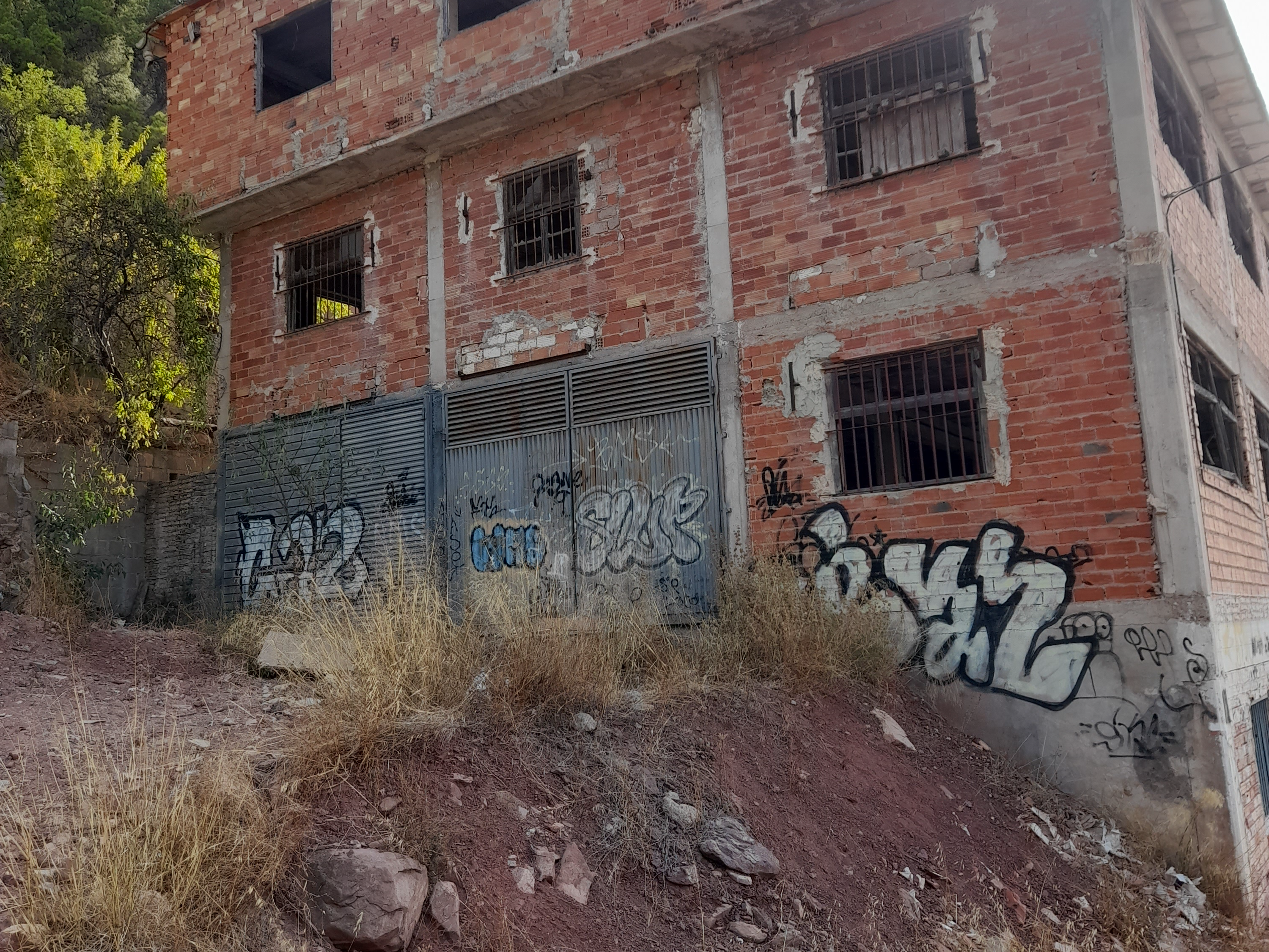 Residencial en venta en POLIGONO 33, Serra