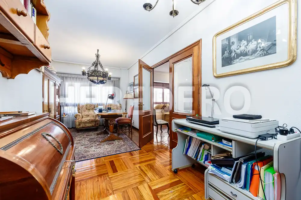 Living room of Flat for sale in Vigo   with Heating, Storage room and Balcony