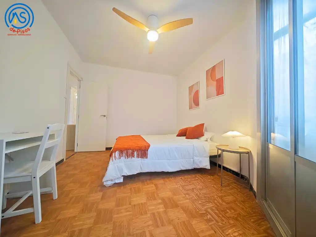 Flat for rent in Calle de Martínez Vargas, 2, Barrio Torrero