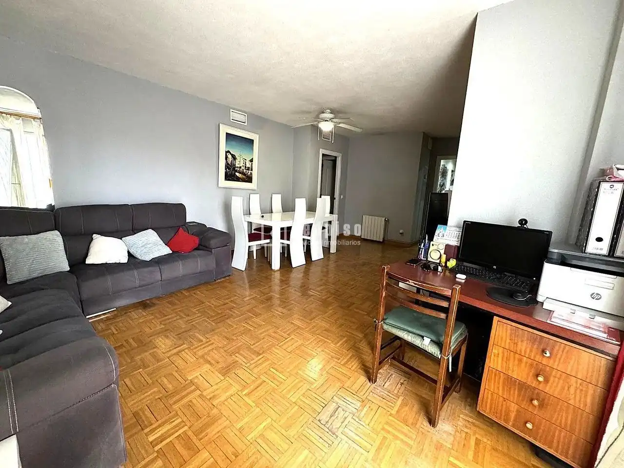 Sala d'estar de Pis en venda en San Fernando de Henares amb Aire condicionat, Calefacció i Parquet