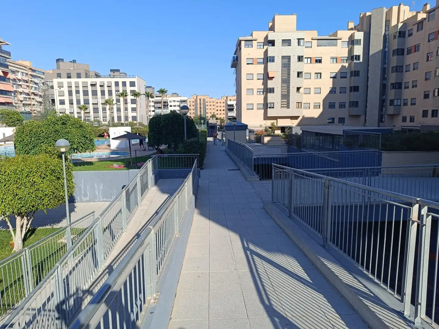 Exterior view of Garage for rent in Alicante / Alacant