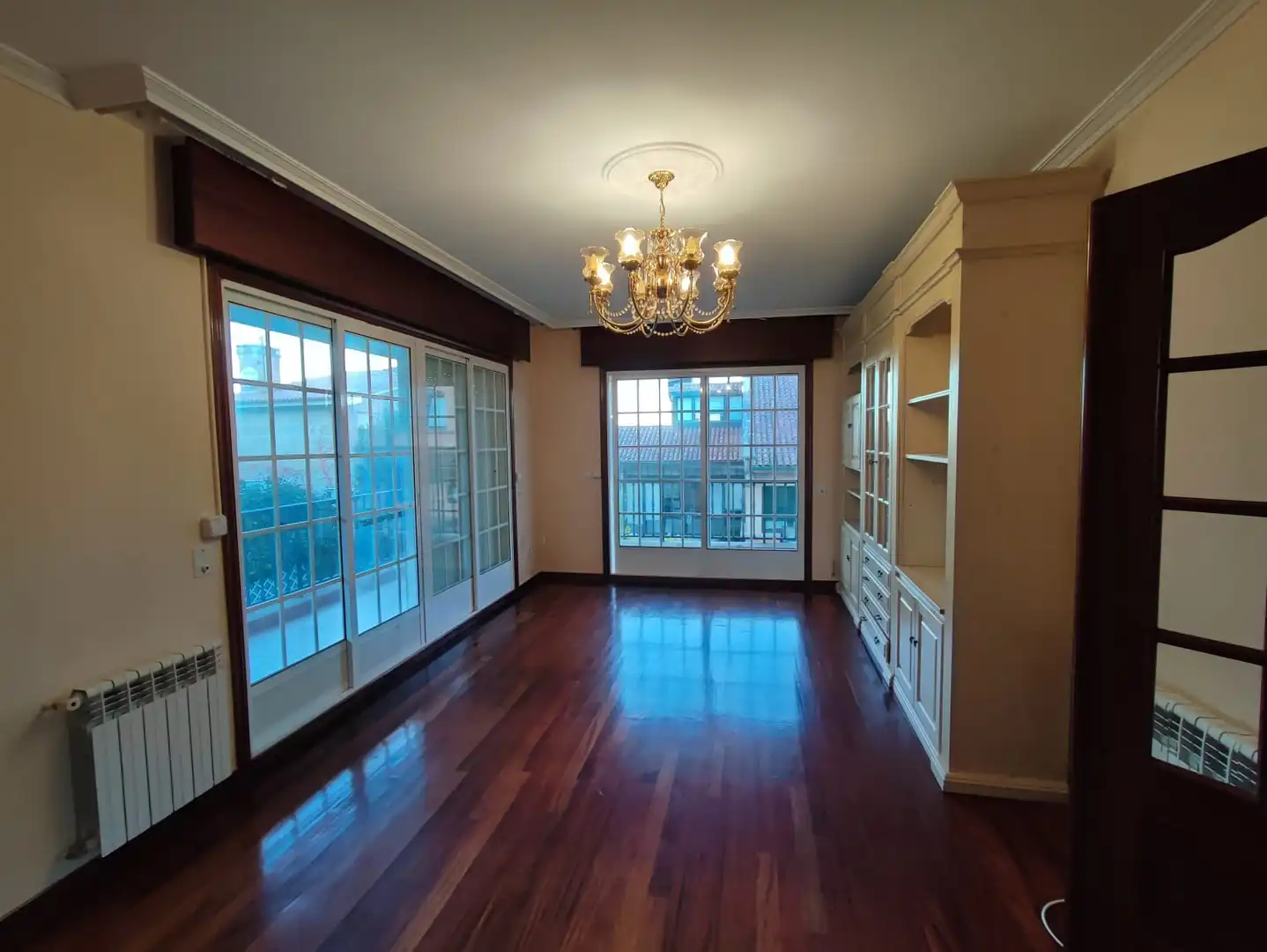Comedor de Casa o chalet en venta en Vigo  con Calefacción, Jardín privado y Terraza