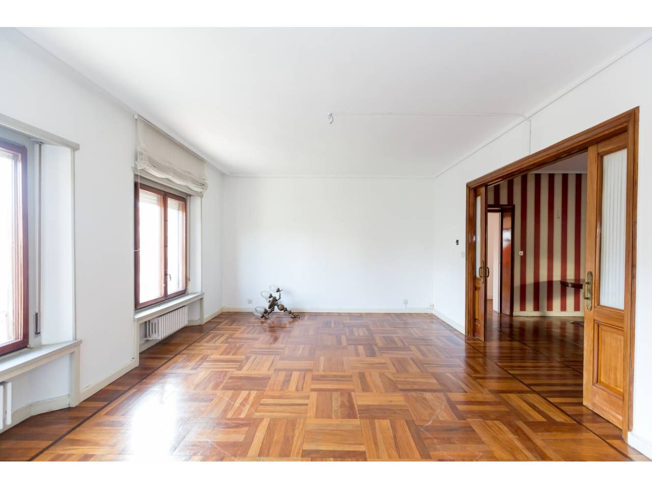 Sala d'estar de Pis en venda en Bilbao  amb Calefacció, Terrassa i Traster