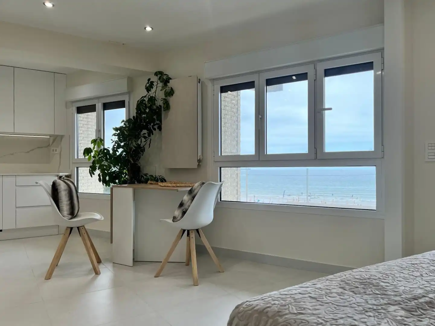 Schlafzimmer von Wohnung zur Miete in Gijón  mit Heizung und Möbliert