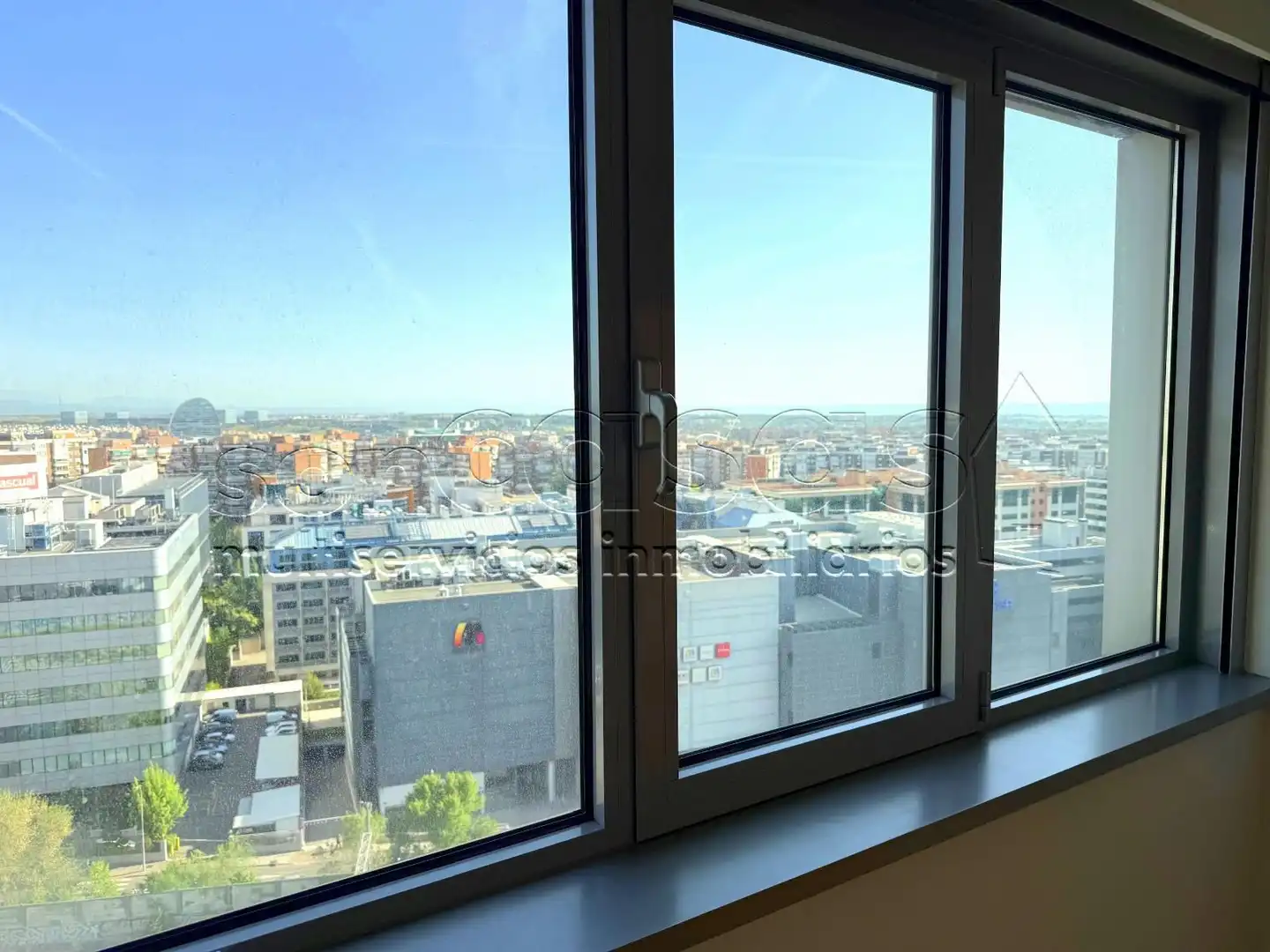 Piso de alquiler en Dulce Chacon, Virgen del Cortijo - Manoteras, Hortaleza