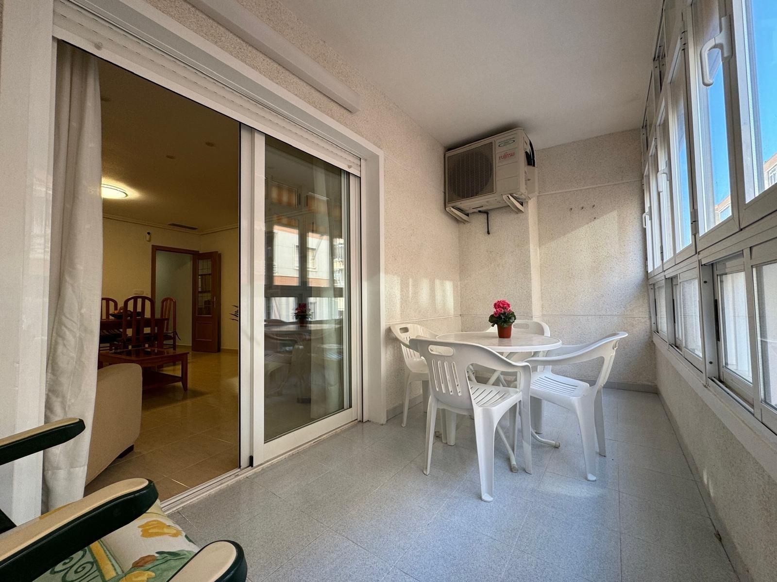 Vista exterior de Apartament en venda en Santa Pola amb Aire condicionat, Terrassa i Traster