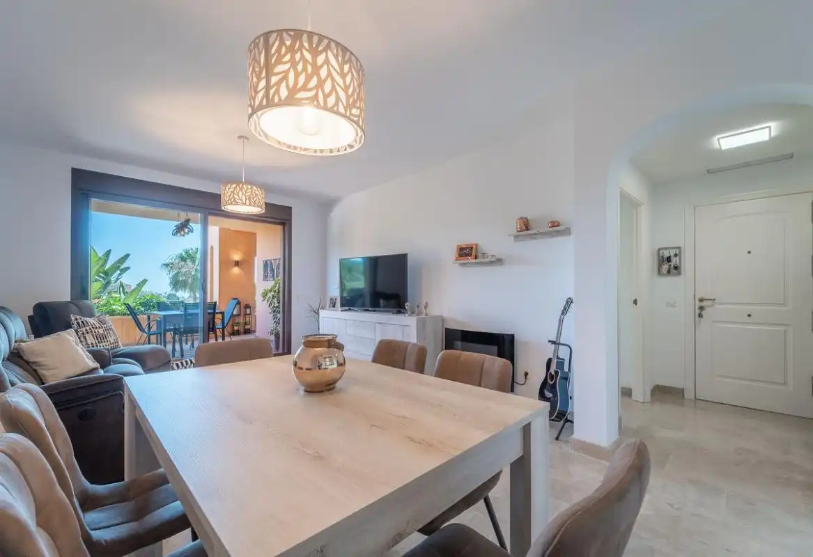 Vivienda con terraza en venta en Duquesa Village, imagen 11