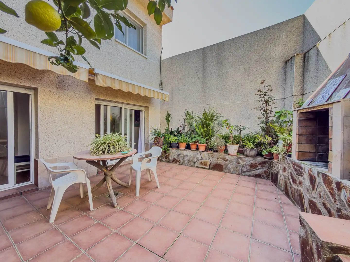 Terrassa de Casa o xalet en venda en Terrassa amb Calefacció, Jardí privat i Terrassa
