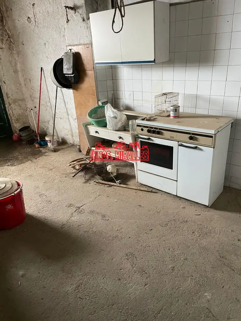 Cocina de Casa o chalet en venta en Benalúa de las Villas con Terraza, Trastero y Amueblado