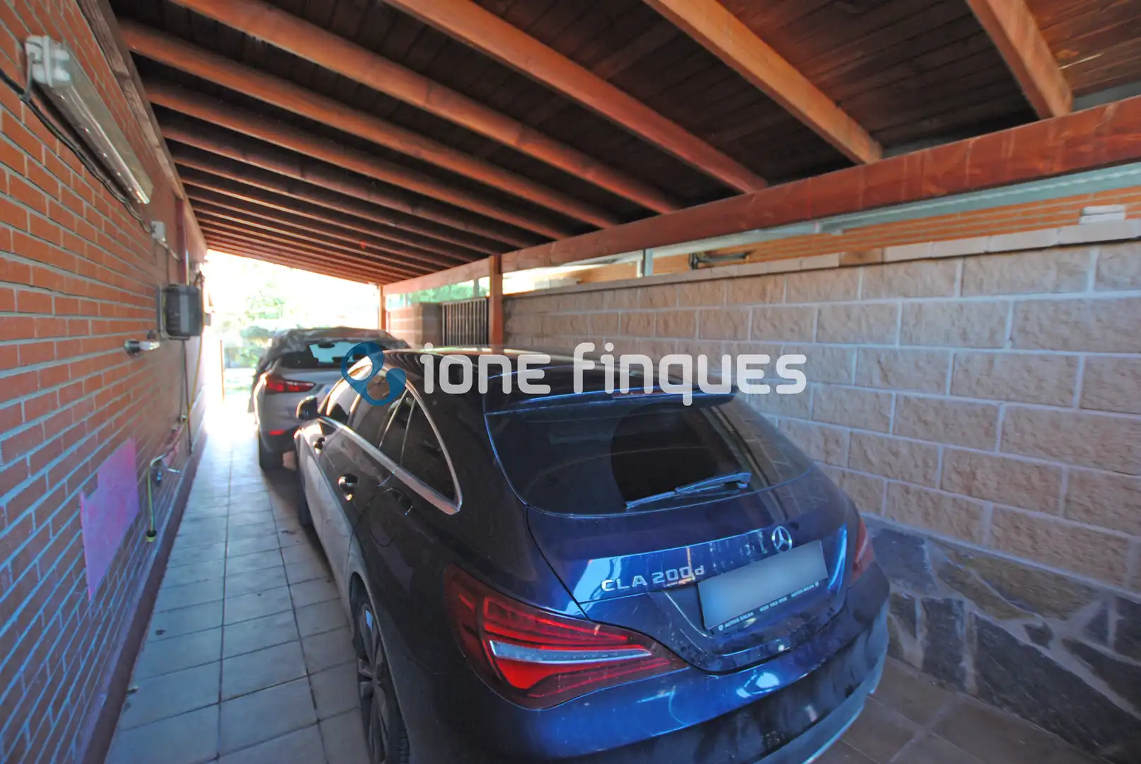 Parkplatz von Einfamilien-Reihenhaus zum Verkauf in Guissona mit Heizung, Terrasse und Abstellraum