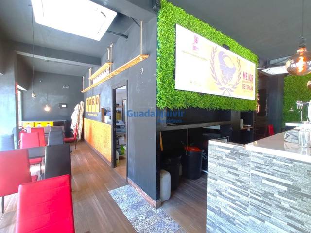 Local comercial en Venta en Triana Este