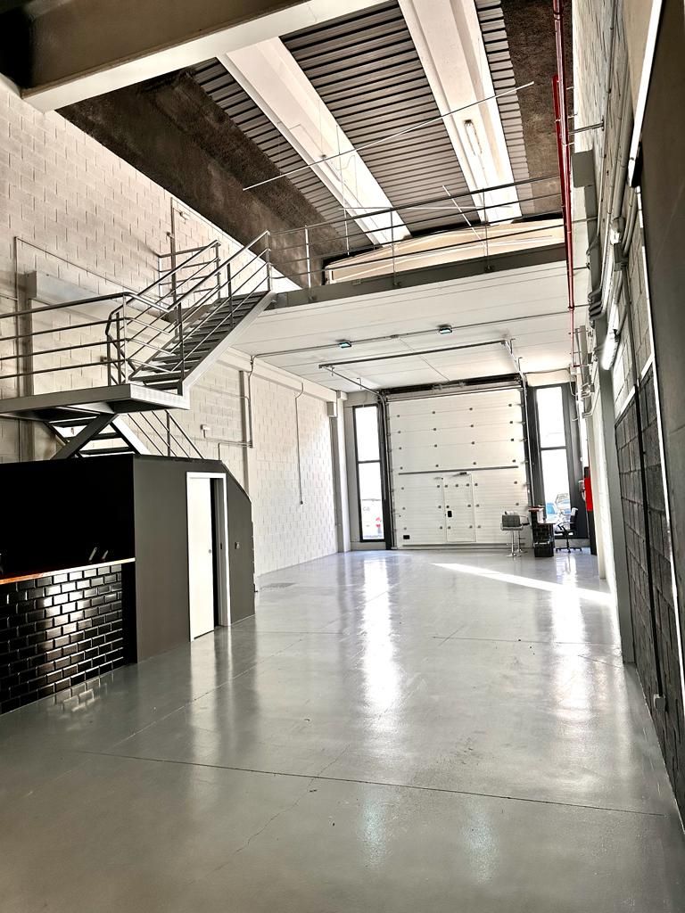 Nau industrial de lloguer a Avenida Gustavo Adolfo Bécquer, 65, Rodeo Alto - Guadaiza - La Campana