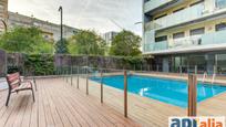 Swimming pool of Flat for sale in Esplugues de Llobregat  with Swimming Pool, Balcony and Community pool