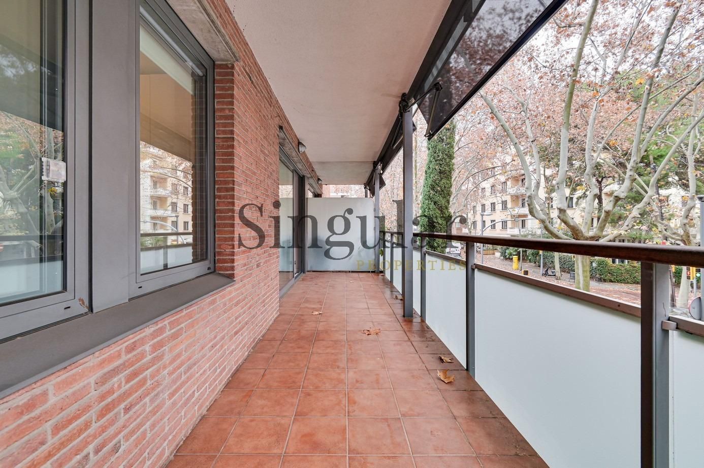 Terrassa de Pis en venda en  Barcelona Capital amb Aire condicionat, Calefacció i Jardí privat