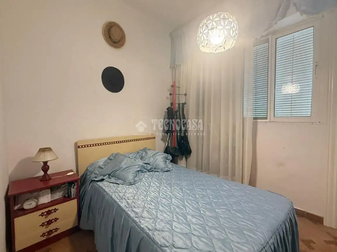Habitación de Piso en venta en Alicante / Alacant con Balcón