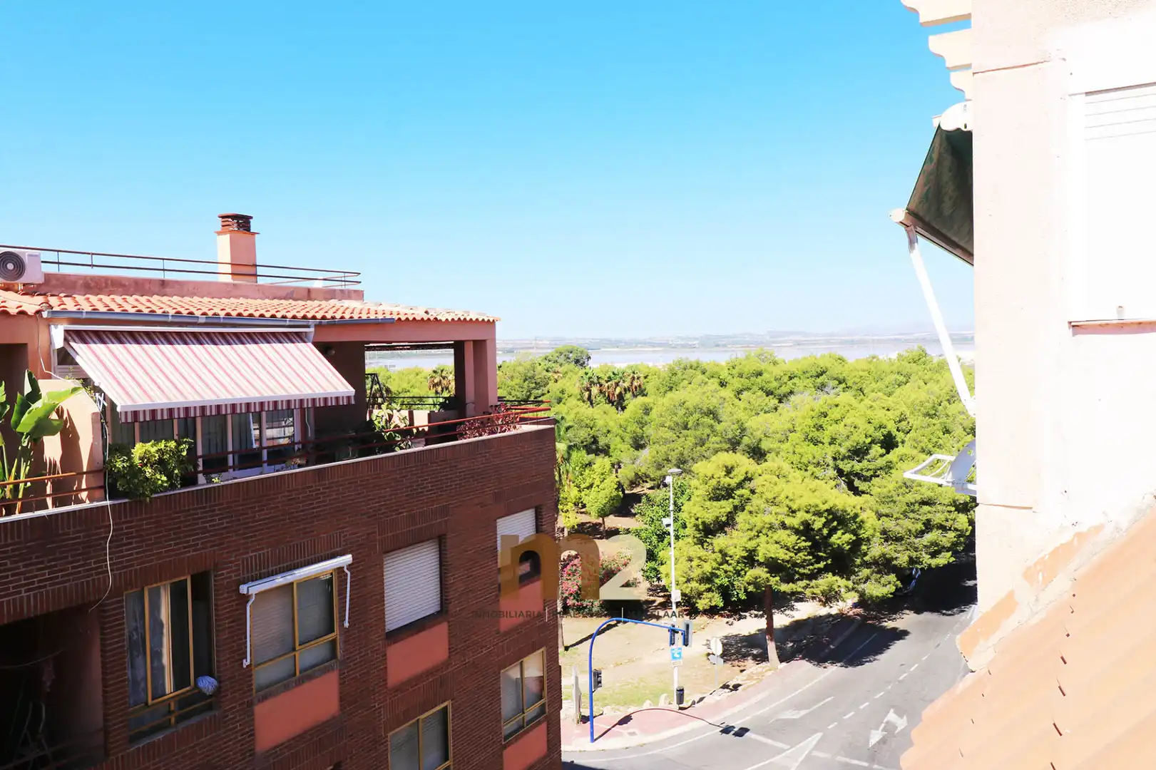 Vista exterior de Apartamento en venta en Torrevieja con Aire acondicionado, Terraza y Amueblado