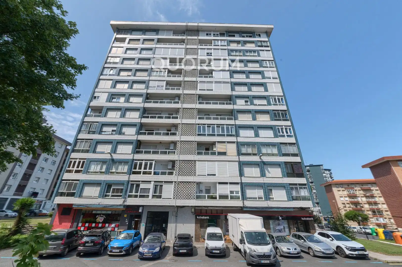 Vista exterior de Piso en venta en Barakaldo  con Calefacción, Terraza y Balcón