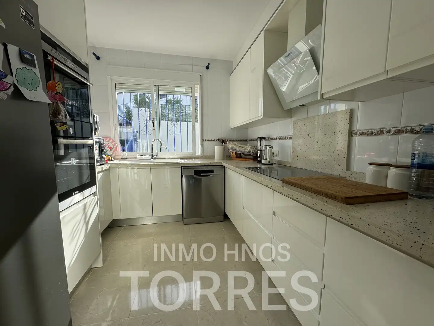 Cuina de Casa o xalet en venda en Peñíscola / Peníscola amb Aire condicionat, Jardí privat i Terrassa