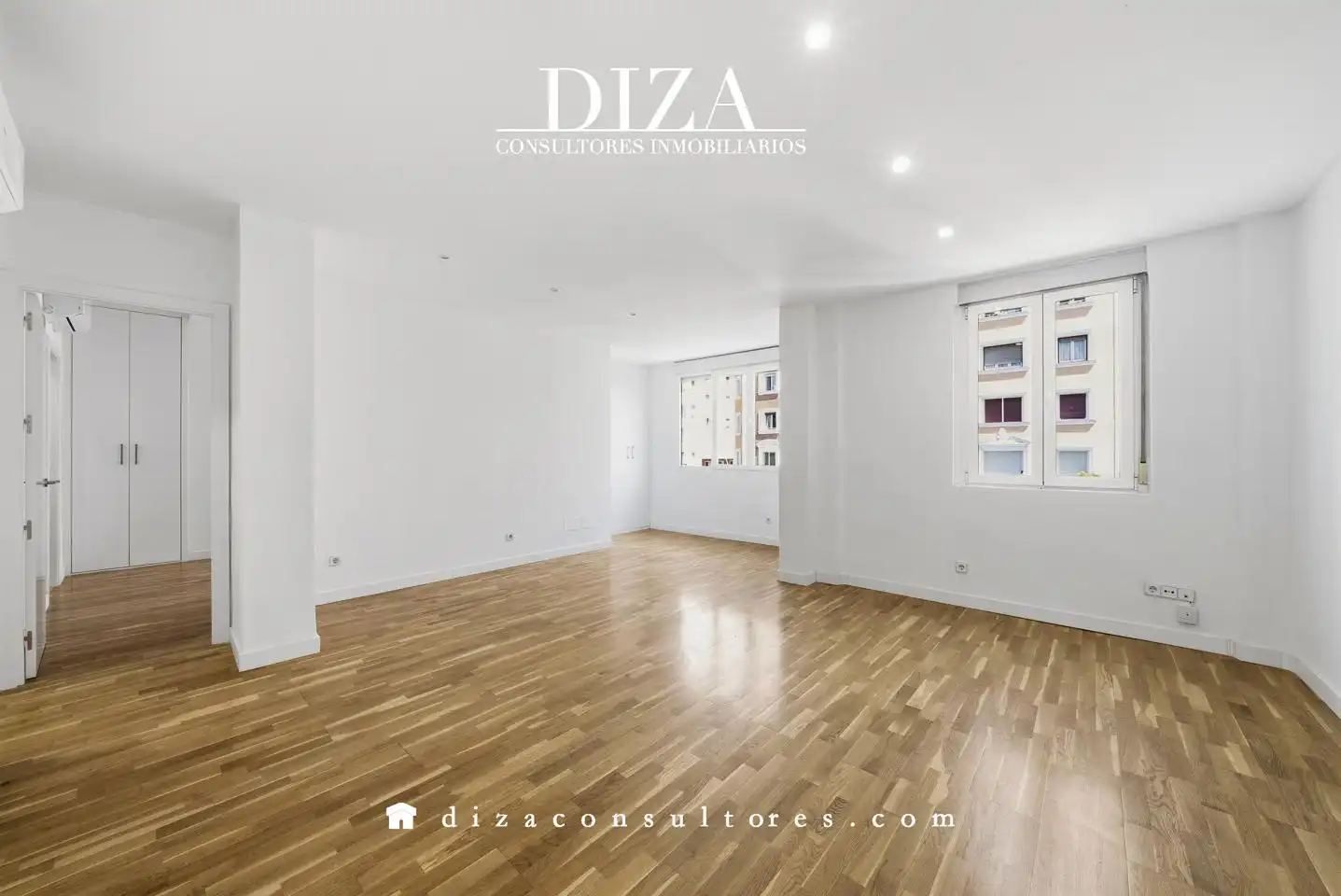 Vista exterior de Piso de alquiler en Madrid con Aire acondicionado y Calefacción