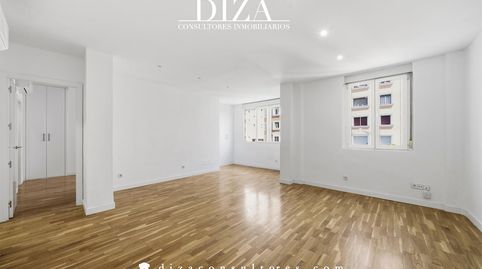 Foto 5 de Piso de alquiler en De Antonio Arias, Niño Jesús, Madrid Capital