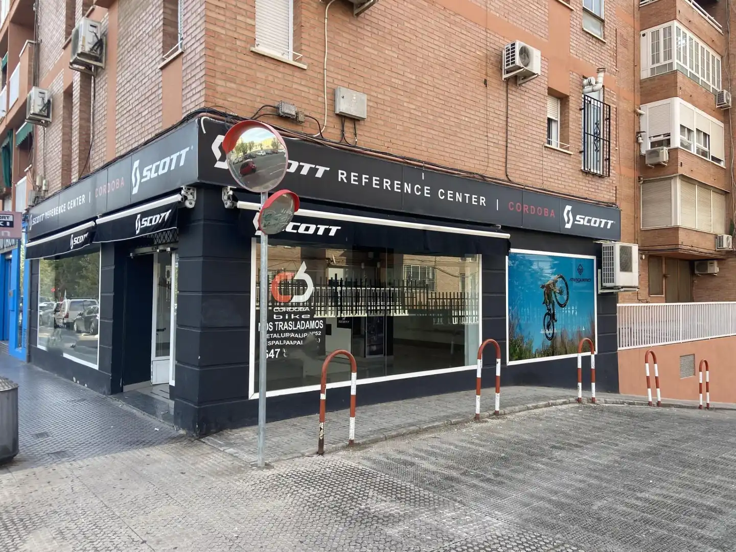 Local comercial en venta en Avenida de Carlos III, imagen 2