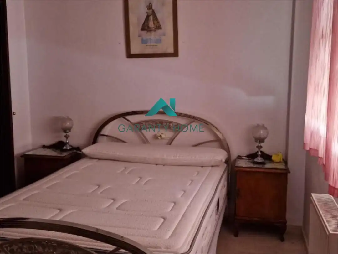 Habitación de Casa adosada en venta en Montefrío con Trastero