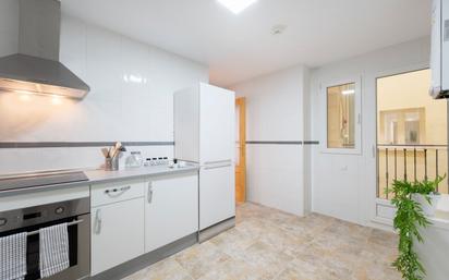 Kitchen of Flat for sale in Tomelloso  with Terrace and Balcony
