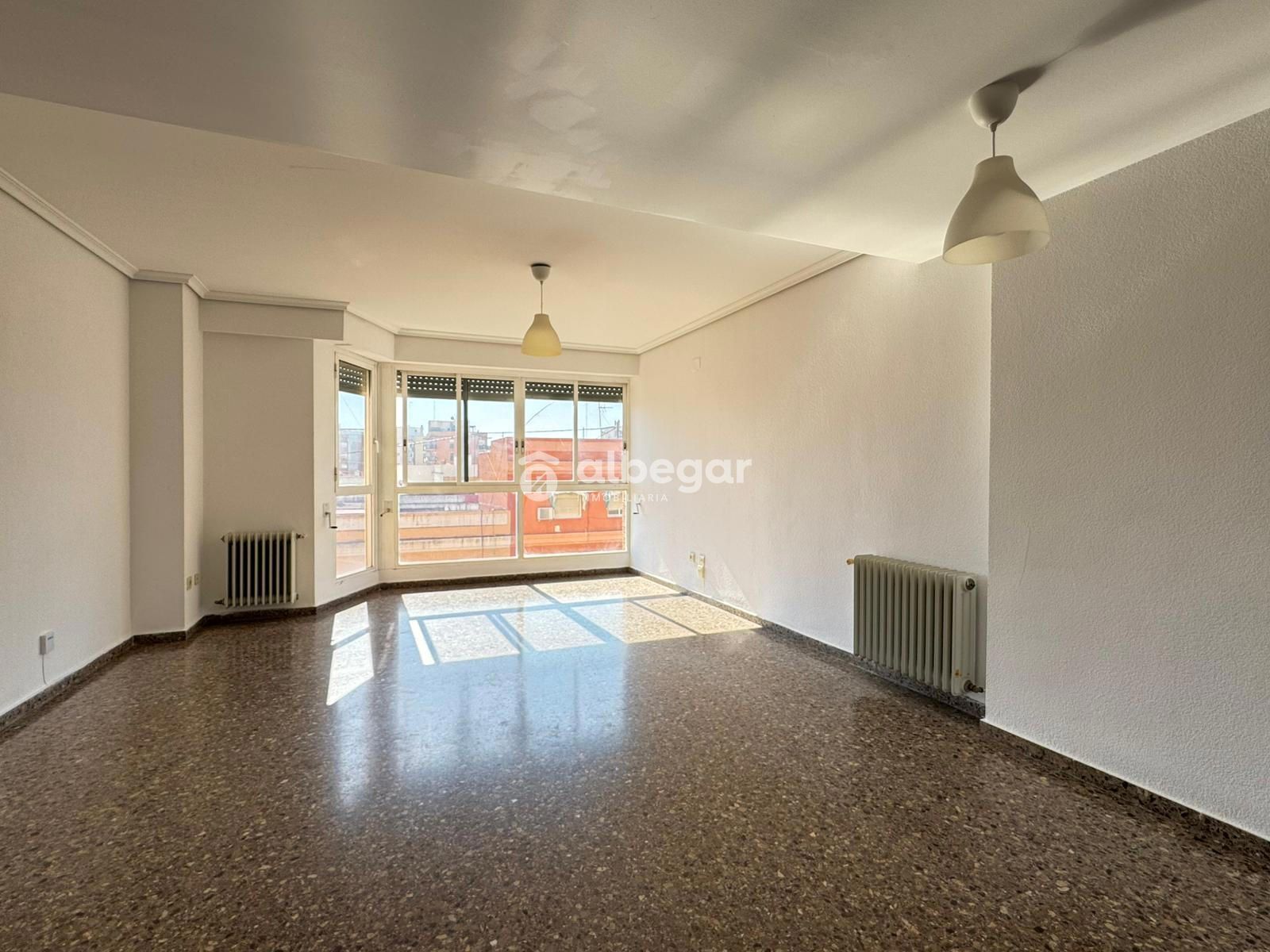 Bedroom of Flat for rent in  Valencia Capital  with Heating and Oven