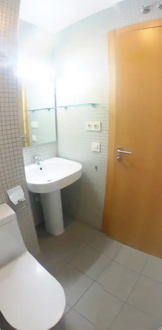 Baño de Piso en venta en Tàrrega con Terraza y Balcón