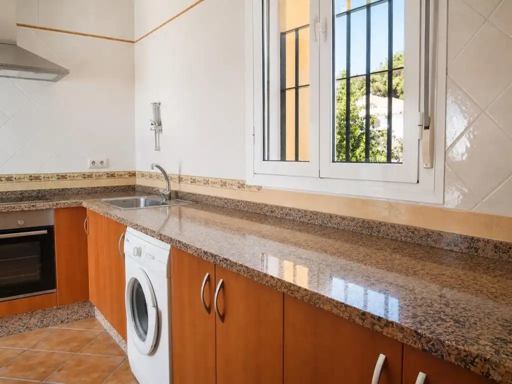 Cocina de Casa o chalet en venta en Hinojos con Aire acondicionado, Jardín privado y Terraza