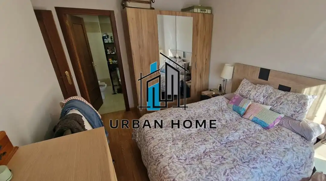 Bedroom of Flat for sale in Villaquilambre, León
