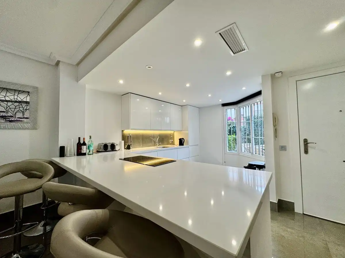 Cocina de Casa adosada en venta en Marbella con Aire acondicionado, Jardín privado y Terraza
