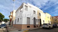 Exterior view of Single-family semi-detached for sale in Sanlúcar de Barrameda  with Air Conditioner and Terrace