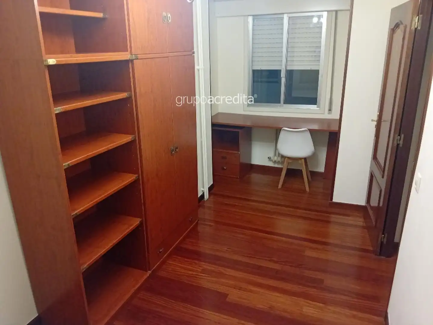 Dormitori de Pis en venda en Santiago de Compostela  amb Calefacció, Parquet i Traster
